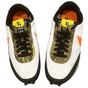 Woman’s Nike Daybreak 8.5